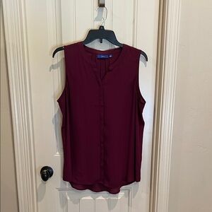 Apt. 9 Sleeveless Maroon Blouse